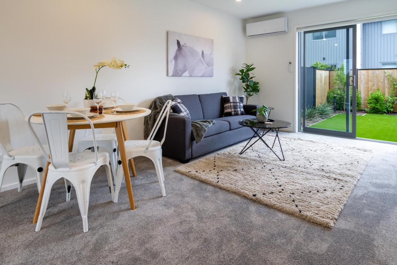 Upper Riccarton Dream - 2 Bed 2 Bath W/Carpark Lägenhet Christchurch Exteriör bild